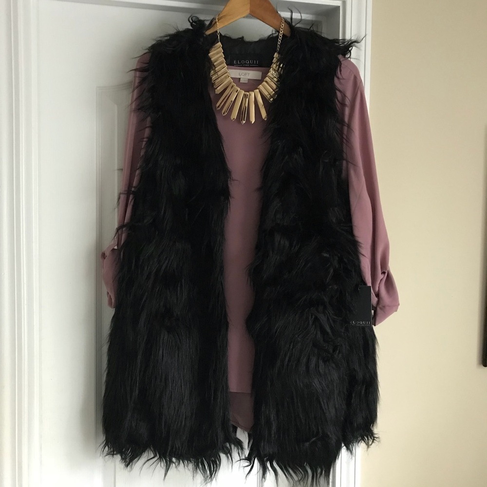 🆕 Eloquii faux fur vest, black 14/16
